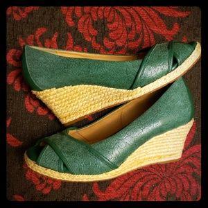 Nurture Classic Wedge Sandals Emerald Green Heels